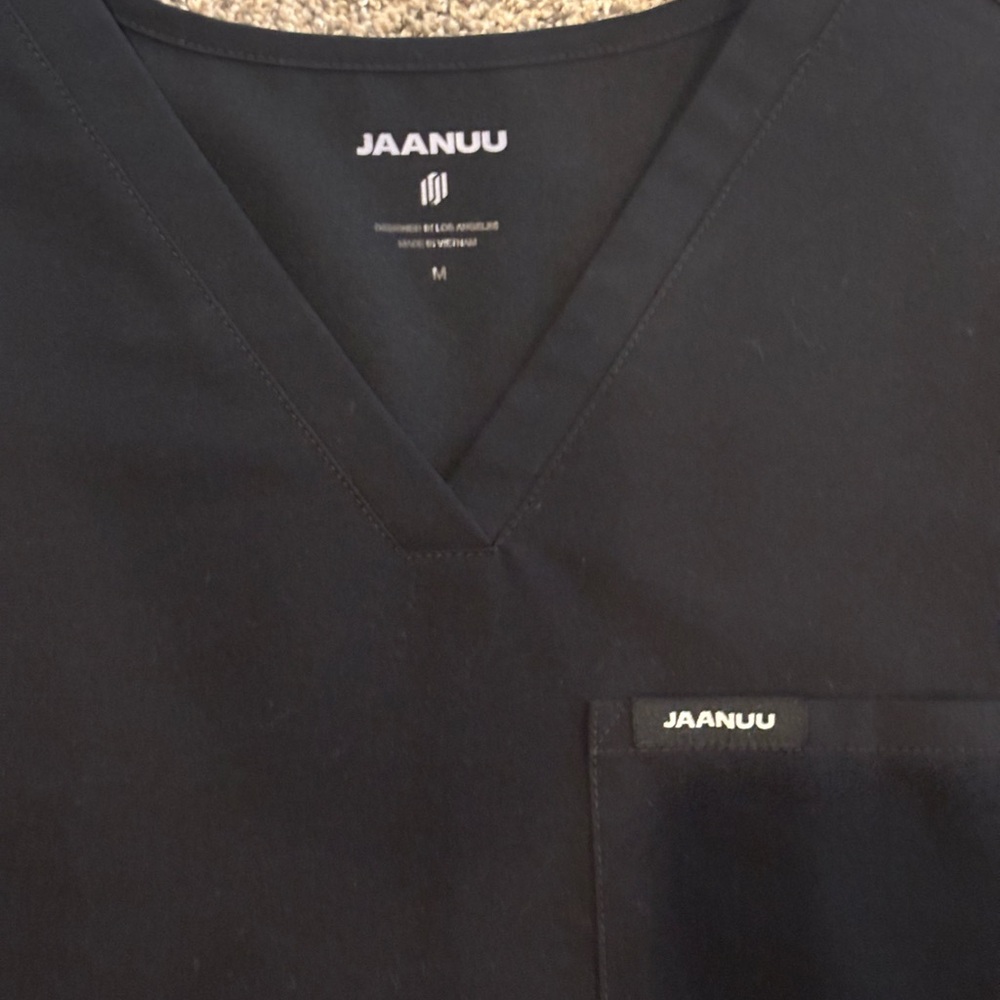 Jaanuu Classic Black V-Neck Scrub Top